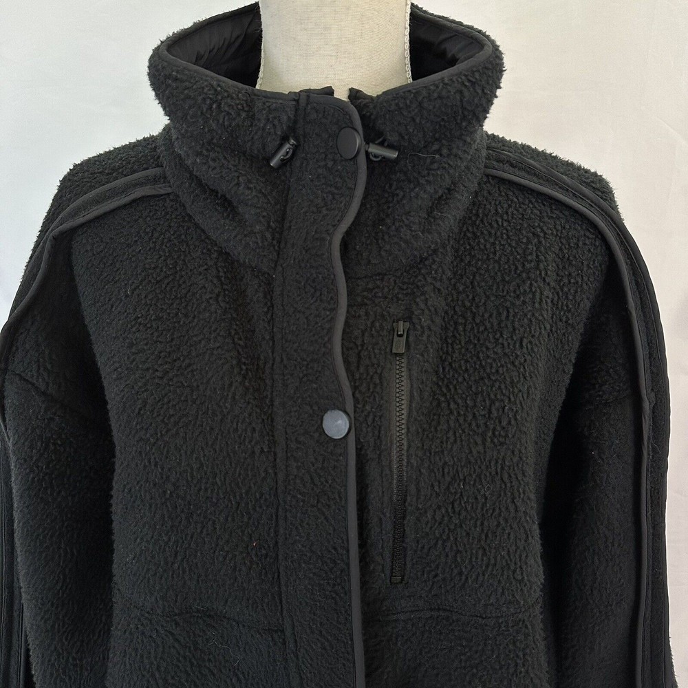 Free People FP Movement Black Glacier Fleece Jacket Size LARGE - Picture 3 of 10
